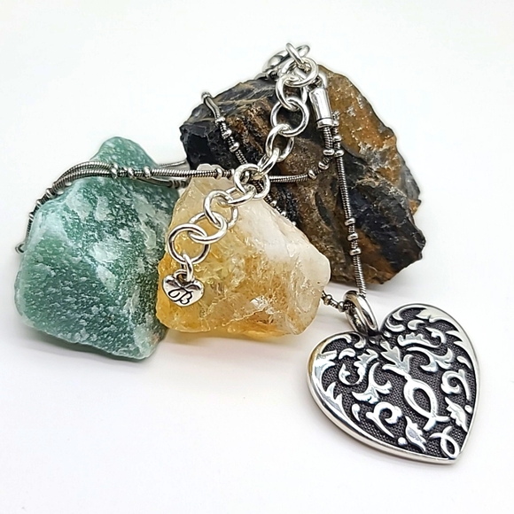 Brighton "CORDOBA HEART" Reversible Pendant Worn 1x!! MSRP $58 Beautiful 🖤❤️ - Picture 1 of 10